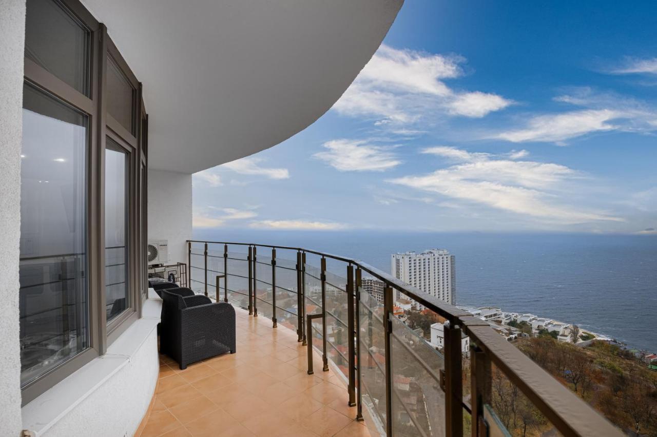 45 Pearl 2-Bedrooms Apartment With Terrace Odesa Exterior photo